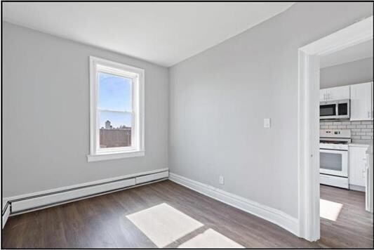 Building Photo - 1104A Avenue C