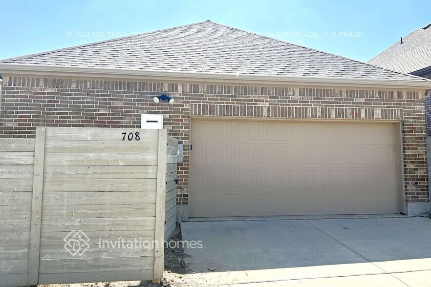 Building Photo - 708 Boardwalk Way