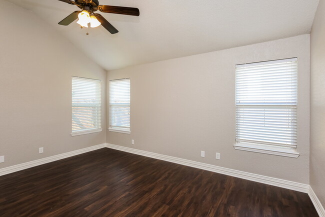 Building Photo - 8705 Elbe Trail