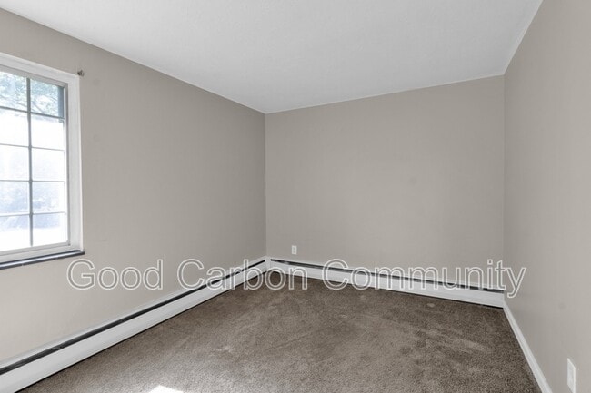 Building Photo - 315 Beattie Ave