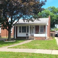 Building Photo - 3721 Roosevelt St