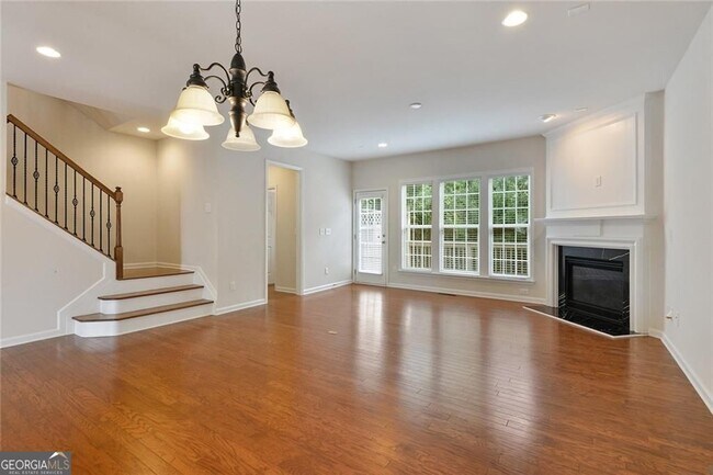 Building Photo - 366 Ardmore Ct NW