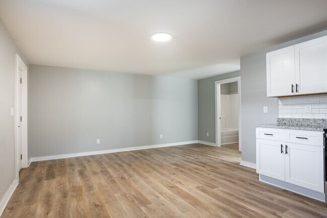 Building Photo - Discover Modern Living at Genesis Apartments – Cleveland, TN