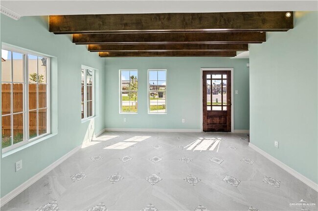 Building Photo - 1401 Karen Dr