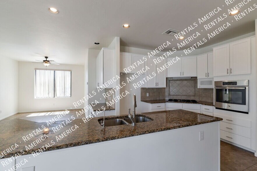 Building Photo - 6445 N Silver Smith Pl