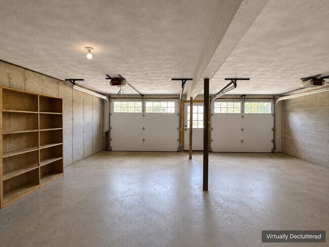 Building Photo - 61 Carlton Ln