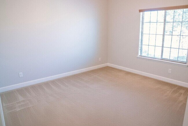 Building Photo - 30401 N 115th Dr