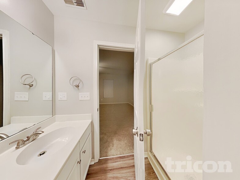 Building Photo - 9108 Old Ash Ct