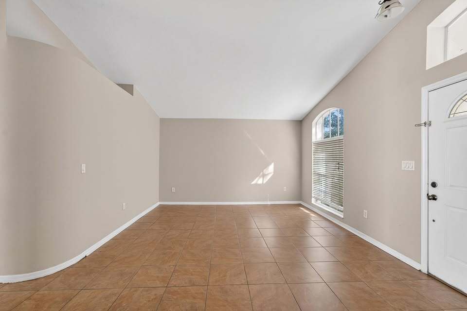 Building Photo - 508 Sonoma Dr