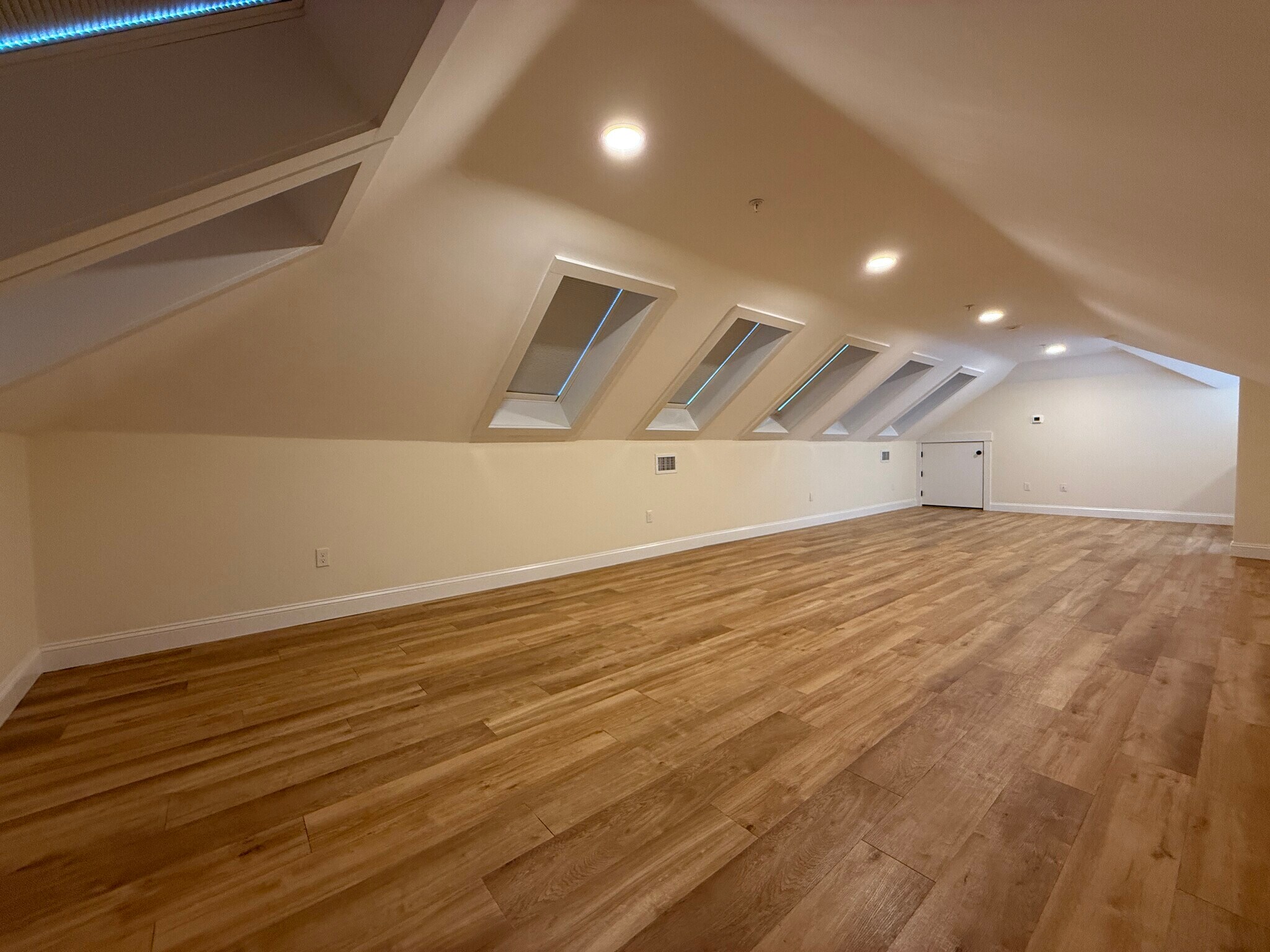 Building Photo - 14 Dorr St