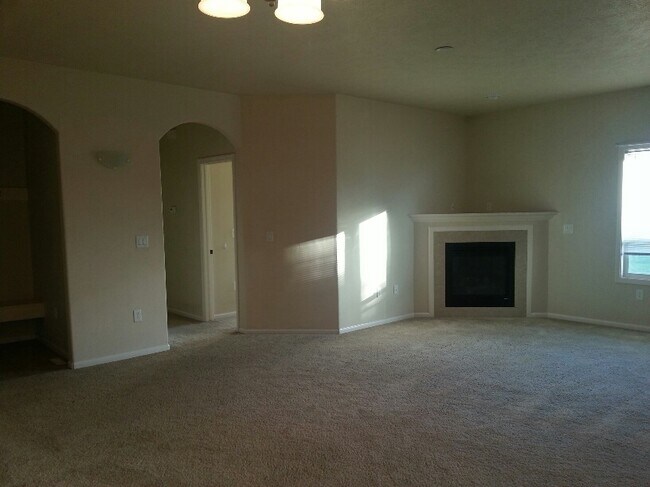 Building Photo - 2823 W Turin Ct