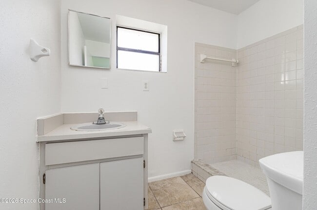 Building Photo - 2249 Flower Tree Cir