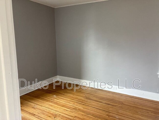 Primary Photo - 5 Ernestine St