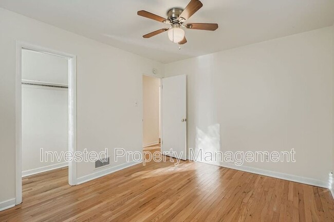 Building Photo - 4334 E 18th Ave