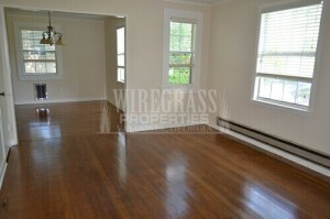 Building Photo - 2 Bedroom single family home