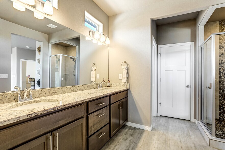 Building Photo - 7664 Alpine Daisy Dr