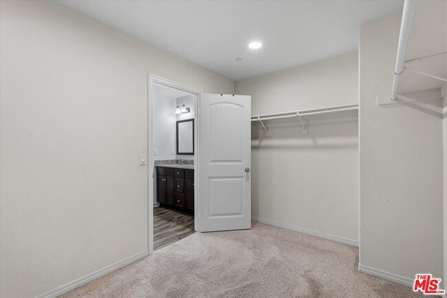 Building Photo - 24944 El Braso Dr