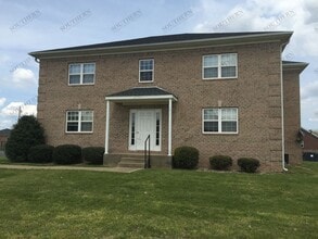 Building Photo - 3930 Banyan Ct