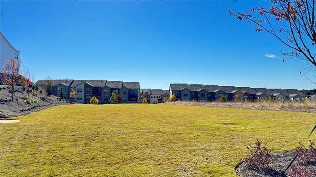 Building Photo - 813 Atkins Ln