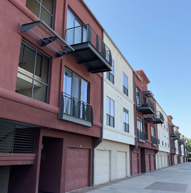 Building Photo - 4605 Cedar Springs Rd