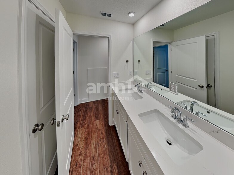 Building Photo - 96897 Blackrock Cv Wy