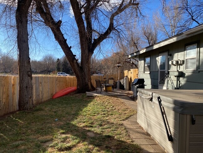 Building Photo - 1724-1726 Morningside Dr