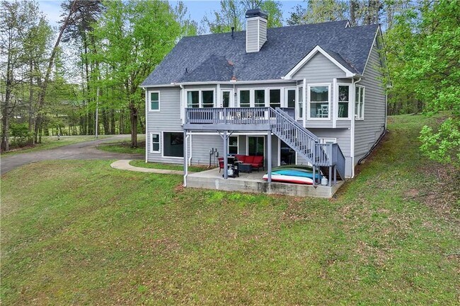 Building Photo - 2504 Pemmican Run