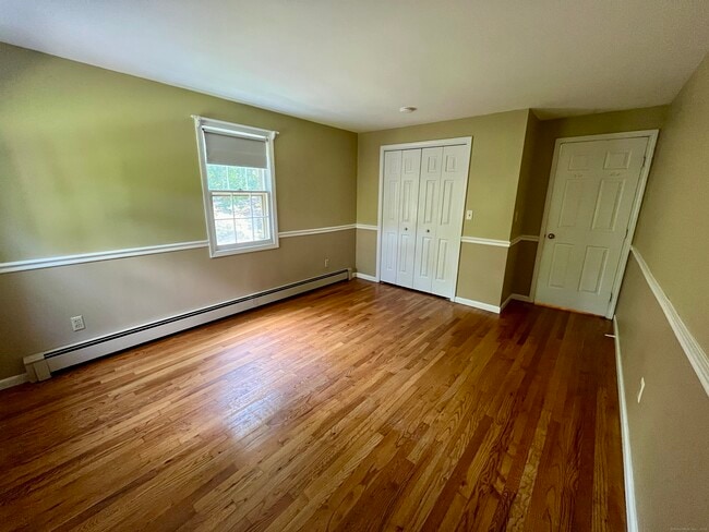 Building Photo - 25 Jade Tree Ln