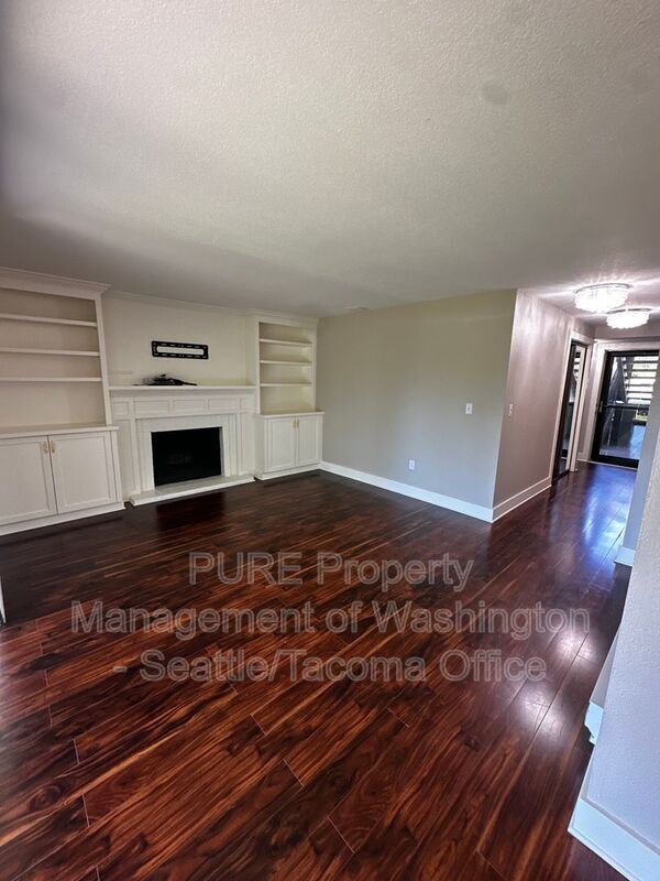 Building Photo - 3008 N Narrows Dr