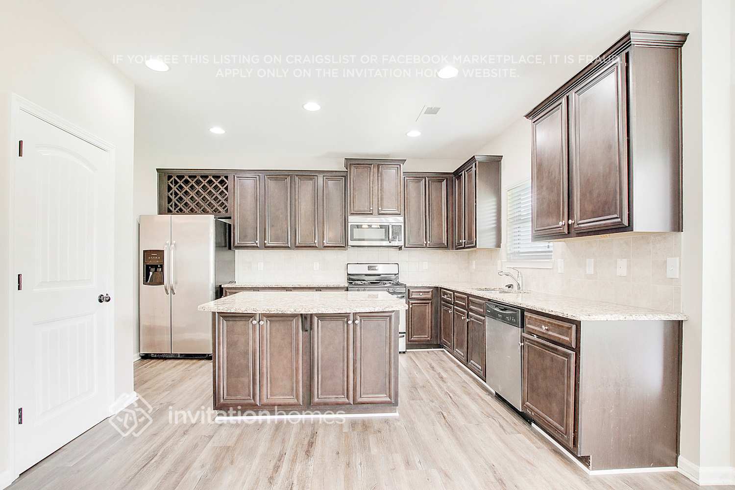 Building Photo - 4058 Dinmont Chase