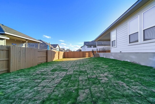 Building Photo - 133 White Steppe Way