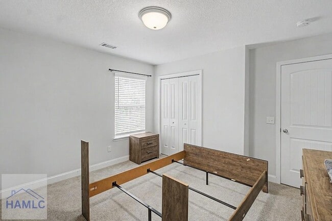Building Photo - 785 Fairview Cir