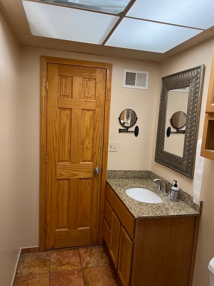 2nd Bath Room sink view - 13200 W Heiden Cir