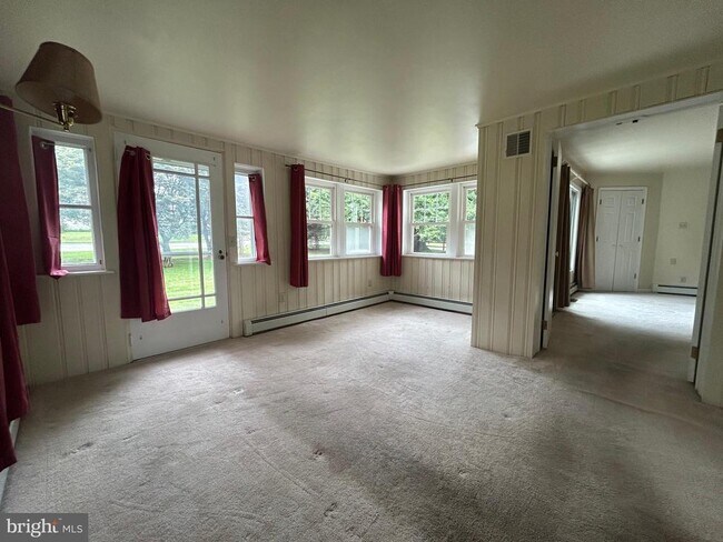 Building Photo - 29 S New Middletown Rd
