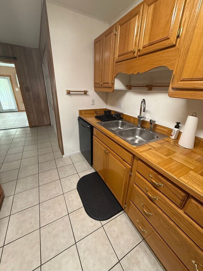 Building Photo - CALL or Text 910-284-4804 TO SCHEDULE