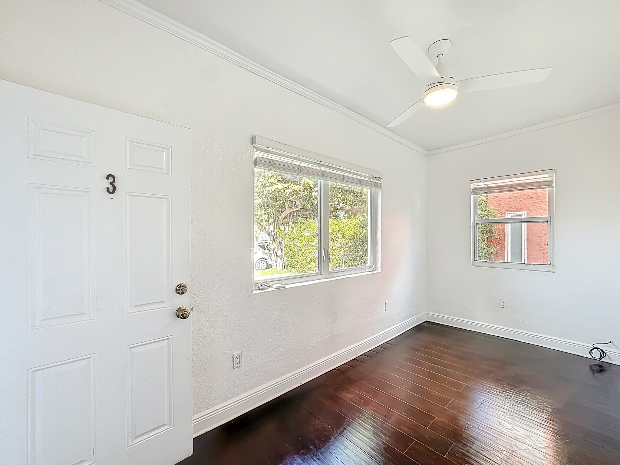 Den/ Office - 518 Biscayne Dr