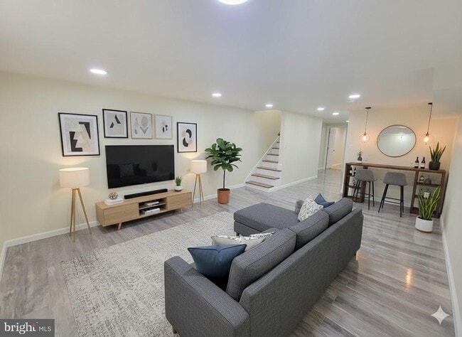 Building Photo - 5502 Master St