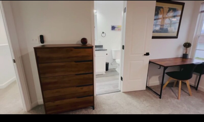 Building Photo - 236 Buxton Ave