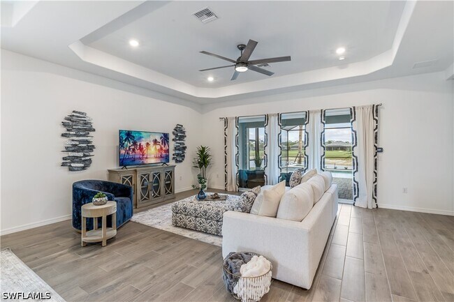 Building Photo - 15907 Sugar Hl Dr