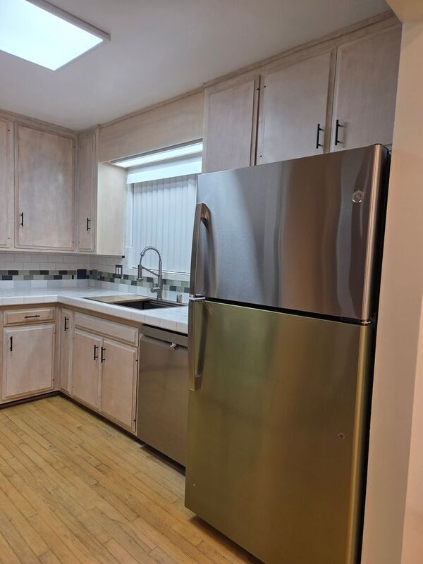 Building Photo - 1616 S Tremont St