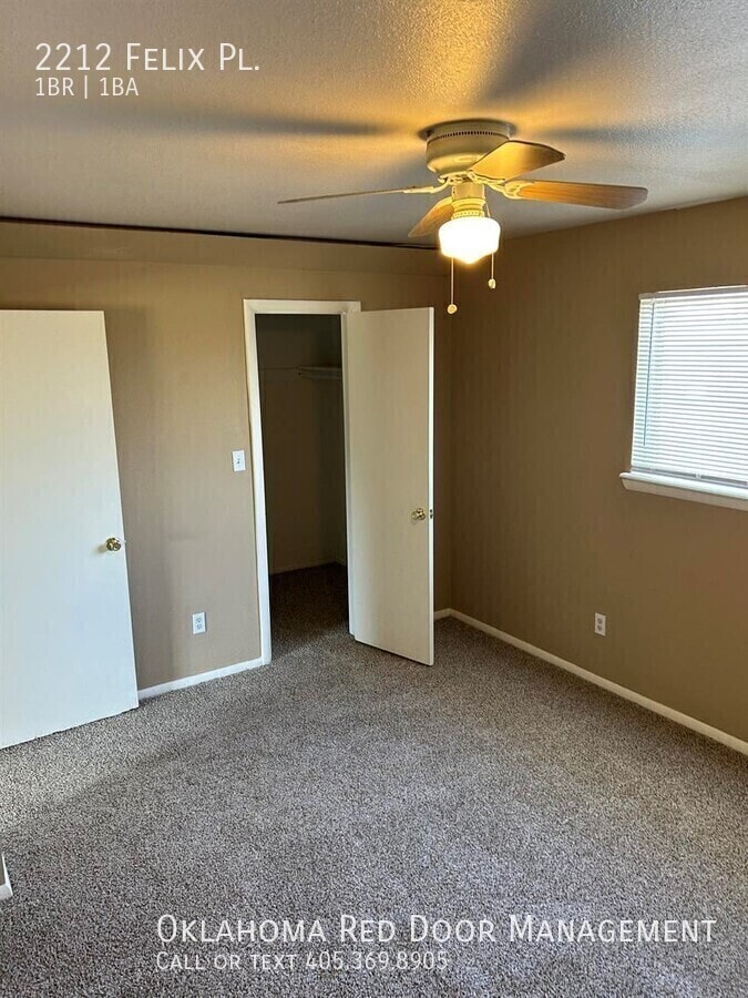 Building Photo - 2212 Felix Pl