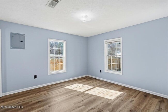 Building Photo - 936 Jenkins St