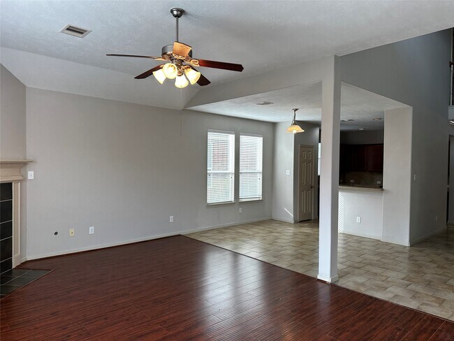 Building Photo - 25110 Ginger Ranch Dr