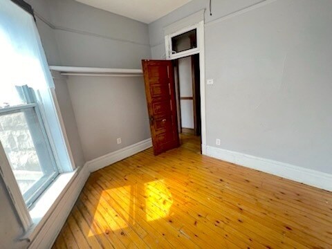 Building Photo - 4159 S Western Ave