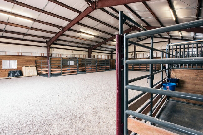 Building Photo - 9725 Bayou Gulch Rd
