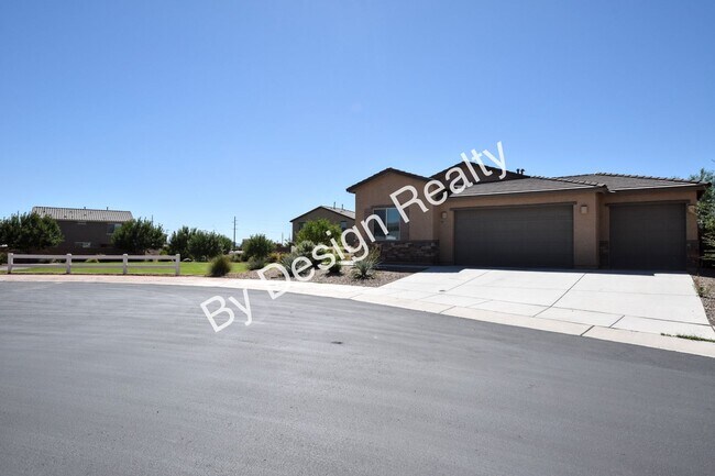 Building Photo - Gladden Farms 3 Bed 2 Bath+Den - 3 Car Garage