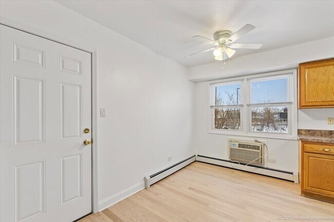 Building Photo - 7121 W 110th St