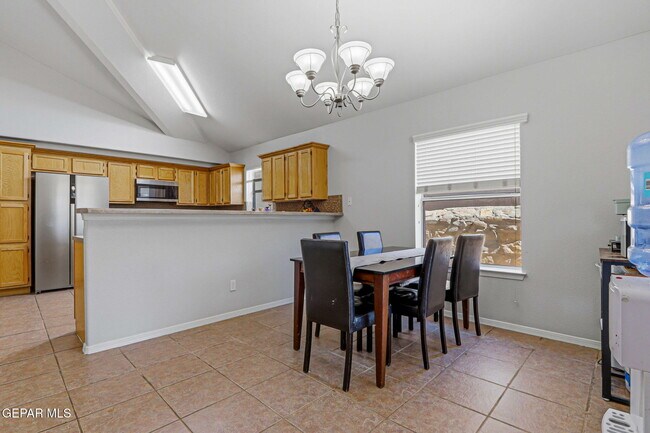 Building Photo - 3828 Tierra Aurora Dr
