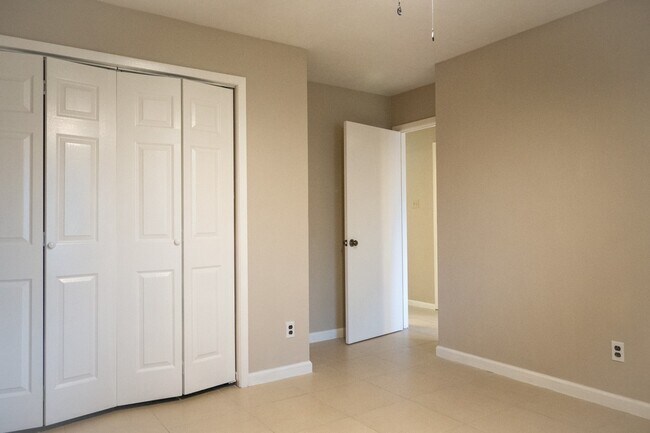 Building Photo - 7310 Westbranch Dr
