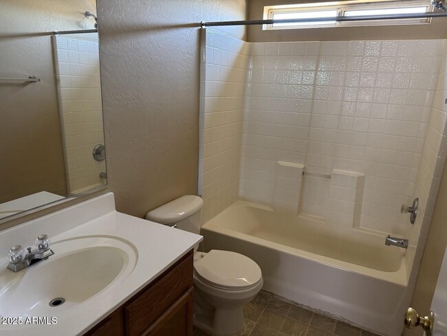Building Photo - 12634 W Windrose Dr